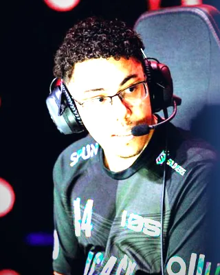 Drakehero, pro player de Jungle