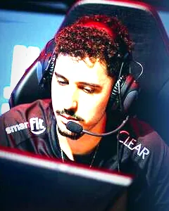 Kiari, pro player de Top